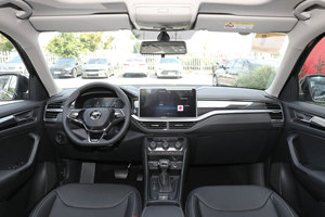 Skoda <span class=keywords><strong>Kodiaq</strong></span> d'occasion certifiée 2023 2.0T Turbo 150-200 ch <span class=keywords><strong>4x4</strong></span>, grande hauteur au sol, cuir foncé, R19, état impeccable - Product Image 4