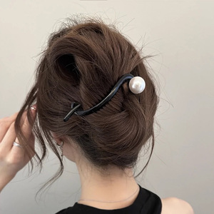 Pinza de pelo retro con perlas para mujer, 12 cm, pinza giratoria, elegante, para uso diario, tocado de imitación de perlas - Product Image 3