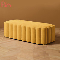 Banc ottoman long en tissu moderne et élégant, idéal pour appartement, salon, chambre, hôtel, bureau, hall d'entrée, événements
