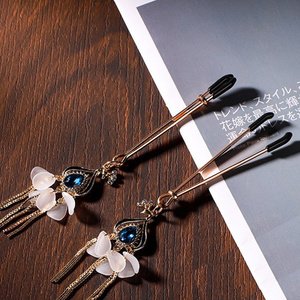 مشبك حلمة الثدي المثير مع شراشيب كريستالية، لعبة جنسية للنساء، أدوات تحفيز، مشابك حلمة، معدات تقييد للنساء - Product Image 2