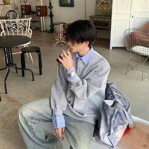 Camisa de lana gris floral de doble capa estilo americano para hombre, de manga larga, cuello vuelto, peso pesado, ideal para invierno. - Product Image 1