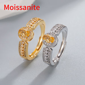 Bague en moissanite argentée couleur or champagne, bague d'index luxueuse de style ouvert plaquée or 18 carats, bijou polyvalent - Product Image 1