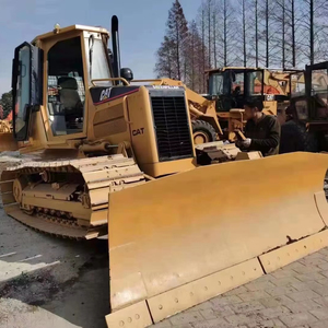 Bulldozer d'occasion CAT D5K – Tracteurs à chenilles Caterpillar D5G, D5C, D5H, D5N, D5K à prix abordable – Série CAT D5 – Petit bulldozer à chenilles - Product Image 1
