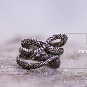 Anello Vintage a Forma di Serpente Unisex, Design in Tono Argento, Gioiello di Moda per Uso Quotidiano - Product Image 2