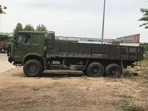 Sinotruk Howo 4x4 AWD All Wheel Drive 300hp diesel 16ton Cerca Estaca Caminhão De Carga com Lona - Product Image 3