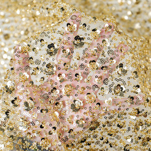 قماش دانتيل أفريقي فاخر مطرز بالخرز الأخضر والترتر على شبكة مطاطية للملابس والفساتين - Product Image 5