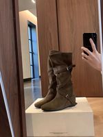 Bottes mi-mollet souples vintage 2026 pour femme en daim avec bride à boucle, doublure en fourrure chaude et talon compensé dissimulé – Support OEM/ODM usine