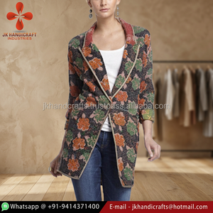 Nueva chaqueta Kantha hecha a mano con diseño Floral al por mayor - Product Image 3