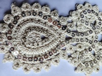 Série d'appliques florales en crochet perlées et à sequins, patchs de fleurs et de feuilles robustes en perles et strass pour robes de mariée et de soirée