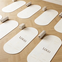 PU Naturkautschuk Yogamatte mit Eigenem Logo 5mm Ultra-Grip OEM Rutschfeste PU Faltbare Rechteckige Ovale Kapselförmige Yogamatte