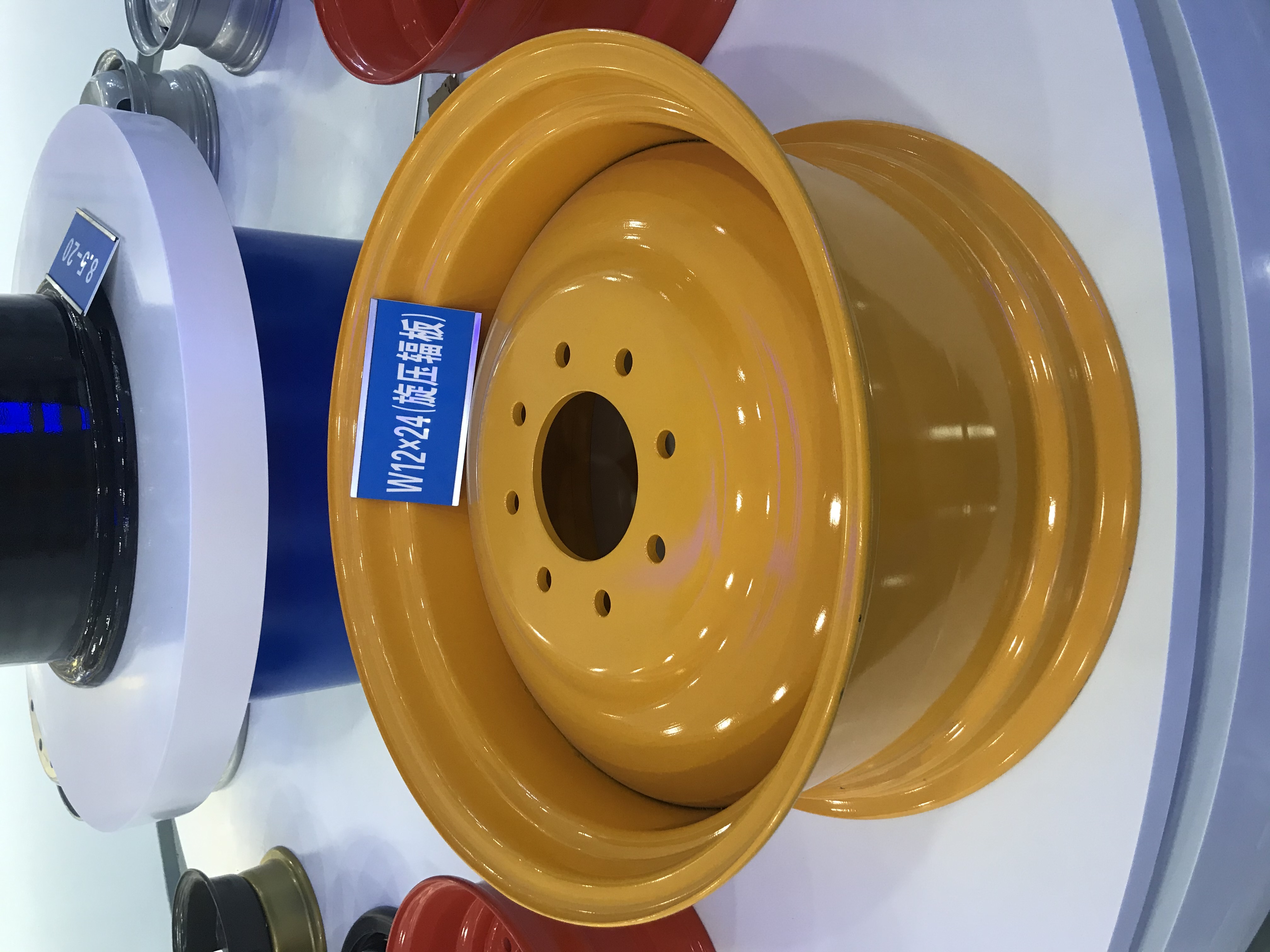 Farming tractor rims tubeless steel wheel rim heavy truck steel rim W12*24 inch China professional factory made