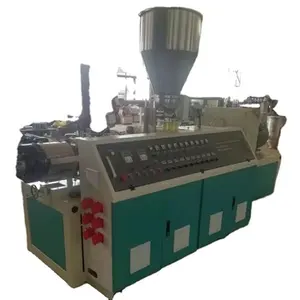 Máquina extrusora de suelo de madera y plástico Qingdao/línea de extrusión de tablero WPC