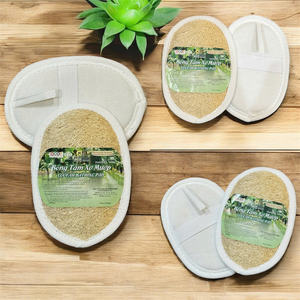 <b>Natural</b> loofah travel bath <b>sponge</b> exfoliates and deeply cleanses skin safely 10x8 cm size Convenient for traveling - Product Image 4