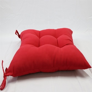 Cojín de asiento portátil cómodo suave cuadrado rojo de Venta caliente para uso en interiores y exteriores - Product Image 4