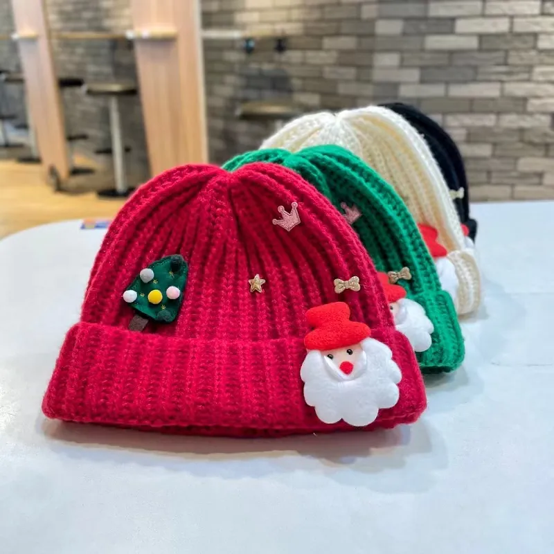 2024 vendita calda decorazioni natalizie Accessoris lungo soffice cappello classico di Natale cappello di buona qualità natale Santa cappello