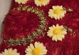 Ensemble de colliers choker de luxe Mint Gan Kundan, digne d'un bijou de mariée traditionnel Statermont & Masing Fikka. - Product Image 4