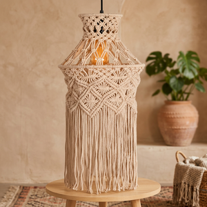 Abat-jour suspendu en macramé bohème écologique fait main en coton avec pompons, provenant du Rajasthan, pour chambre à coucher, salon, bureau - Product Image 2