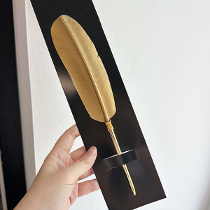 Bolígrafo de plumas chapado en oro de lujo Idea de regalo - Product Image 6