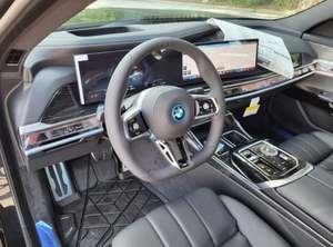 Auto Usata a Basso Costo 2024 IN <span class=keywords><strong>VENDITA</strong></span> - BMW I7 EDrive50 Berlina di Lusso - Product Image 6
