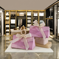Boîte en carton rigide en forme de pyramide avec logo personnalisé pour chocolats, bonbons, friandises - pour les fêtes de Noël, les mariages, les cadeaux d'invités