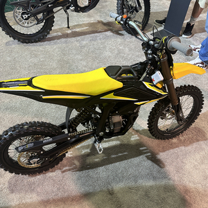 รถมอเตอร์ไซค์ EU 2026 Surron Pit Bike Sur Ron Light X Surround Ultra รุ่นใหม่ ลดราคา - Product Image 4