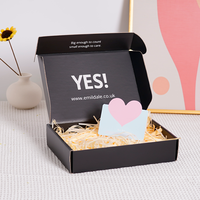Nouvelle Arrivée Boîte Cadeau en Carton Ondulé Rose Personnalisée pour Noël, Emballage Cosmétique, Tissu, Pull, avec Lamination Mate