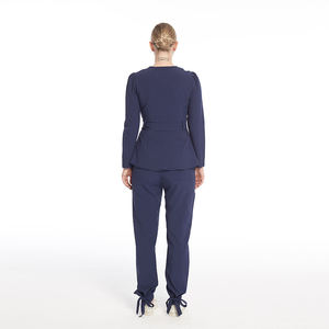 고급 여성 유니폼 세트 호텔 미용실 스파 웨어 슬림 작업복 긴팔 티셔츠 조거 팬츠 세트 - Product Image 2