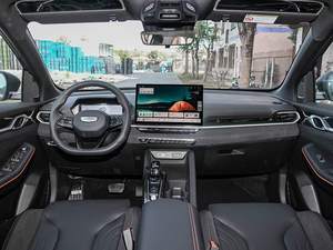 Gelly Coolray Battle 2026, Nuevo SUV, Turbo, Neumáticos R18, Volante a la Izquierda, Automático, Asientos Oscuros, Luces LED, Techo Panorámico, Listo para Exportar - Product Image 1