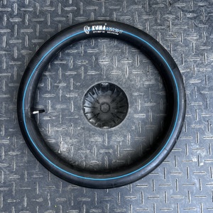 Chambre à air de moto en caoutchouc naturel butyle KUMA 2.50-17 2.75-17 Modèle TR4 Garantie 12 mois Fabriqué au Vietnam - Product Image 1