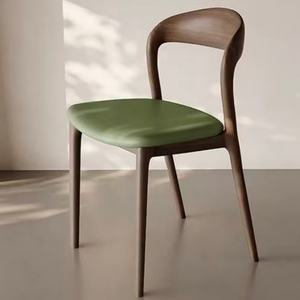 Chaise de salle à manger moderne - Chaise rembourrée élégante pour la maison et les intérieurs de café - Product Image 5