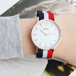 Orologio Personalizzato con Logo Minimalista a Due Lancette Resistente all'Acqua 30m con Cinturino in Nylon per Uomo - Product Image 2