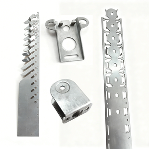 Matrice de découpe et d'estampage métallique de précision sur mesure pour motifs de cartes, outil de découpe OEM/ODM, matrice progressive pour le formage et <span class=keywords><strong>la</strong></span> fabrication de tôles. - Product Image 5