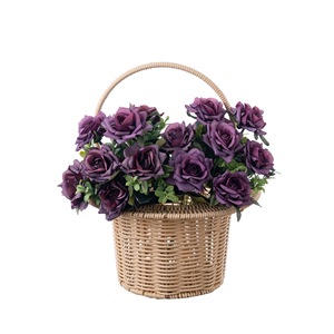 CallaFloral Ramo de Rosas Artificiales Color Púrpura Intenso con Hojas Verdes, Decoraciones para Bodas, Accesorios para Fotografía en Exteriores, Decoración del Hogar - Product Image 5