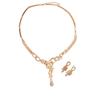 Conjunto de Collar y Pendientes de Lujo Ligero Europeo y Americano con Diseño de Espiga Dorada, Accesorios de Moda Versátiles para Vestido de Novia con Pedrería - Product Image 5