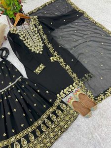 DESIGNER GEORGETTE BRODERIE SÉQUENCE TRAVAIL TOP SHARARA AVEC DUPATTA NOIR - Product Image 6