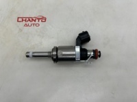 Injektor bahan bakar OEM P501-13-250 P501-13-250A katup injeksi P501-13-250B untuk 1997-2015 Mazda