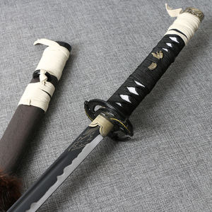 La Espada de Yangti, la Espada del Lobo Solitario, las Garras del Halcón y la Espada de Doble Filo como Arma de Utilería 103cm - Product Image 3