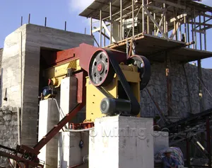 Planta trituradora de roca de alta calidad a la venta, estación de trituración de cuarzo basalto, trituradora de mandíbula, móvil de 2x750