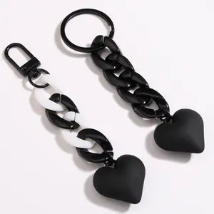 Heart Keychain Handmade pvc Plastic Link Chain acrylic keychain heart Pendant Men And Women Couple Keychain charms Jewelry Gifts