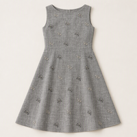 Tissu en tweed gris tricoté avec broderie de perles douces et motifs floraux pour manteaux, costumes et vestes pour garçons et filles