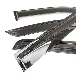 Déflecteurs de vent et de pluie pour vitres de voiture TOYOTA TACOMA Double Cab (4 portes pleines) 2016-2021 - Product Image 1