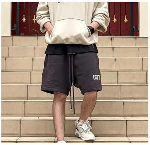 Short décontracté à séchage rapide et respirant à imprimé floqué pour homme, taille haute avec fermeture à cordon de serrage, taille moyenne, teint uni - Product Image 3