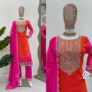 Costume Bandhani Salwar Kameez de haute qualité avec broderie et paillettes travail élégant tenue de mariage et de fête pakistanaise - Product Image 3
