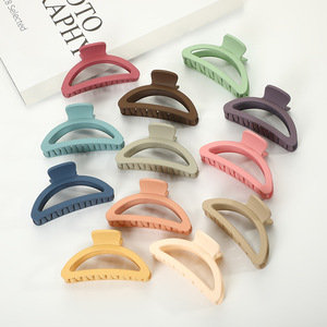 Pince à cheveux ovale artisanale en PC, style coréen, couleur crème givrée, polyvalente, avec plaque <span class=keywords><strong>creuse</strong></span>, type pince requin, accessoires capillaires - Product Image 2