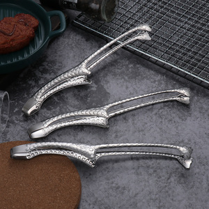 Pinces à nourriture en acier inoxydable en forme de girafe, polyvalentes pour barbecue, pain, steak, glace, conception durable - Product Image 1