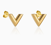 Ensemble de bijoux minimalistes en acier titane pour femmes : boucles d'oreilles, collier pendentif en V 3D et bracelet à maillons tendance