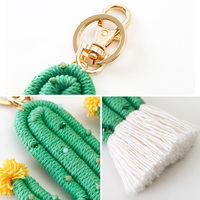 Breloque de sac artisanale haut de gamme, design original de Guangzhou, motif cactus, avec pompon tressé, porte-clés, décor de sac à main, style bohème mignon fait main