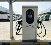 Station de recharge AC pour véhicules électriques 40 kW, chargeur rapide double pistolet avec CCS2, IP54, RFID pour véhicules électriques, usage commercial
