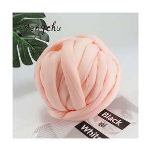 Aliexpress échantillons Gratuits <span class=keywords><strong>pas</strong></span> <span class=keywords><strong>cher</strong></span> épais Australie 100% <span class=keywords><strong>Laine</strong></span> mérinos Fil Volumineux Super Chunky Géant Fil Pour Tricot - Product Image 3