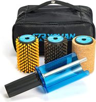 Kit de brosses de nettoyage Ski Roto avec manche et axe, comprenant les 3 brosses : nylon, crin de cheval, laiton
